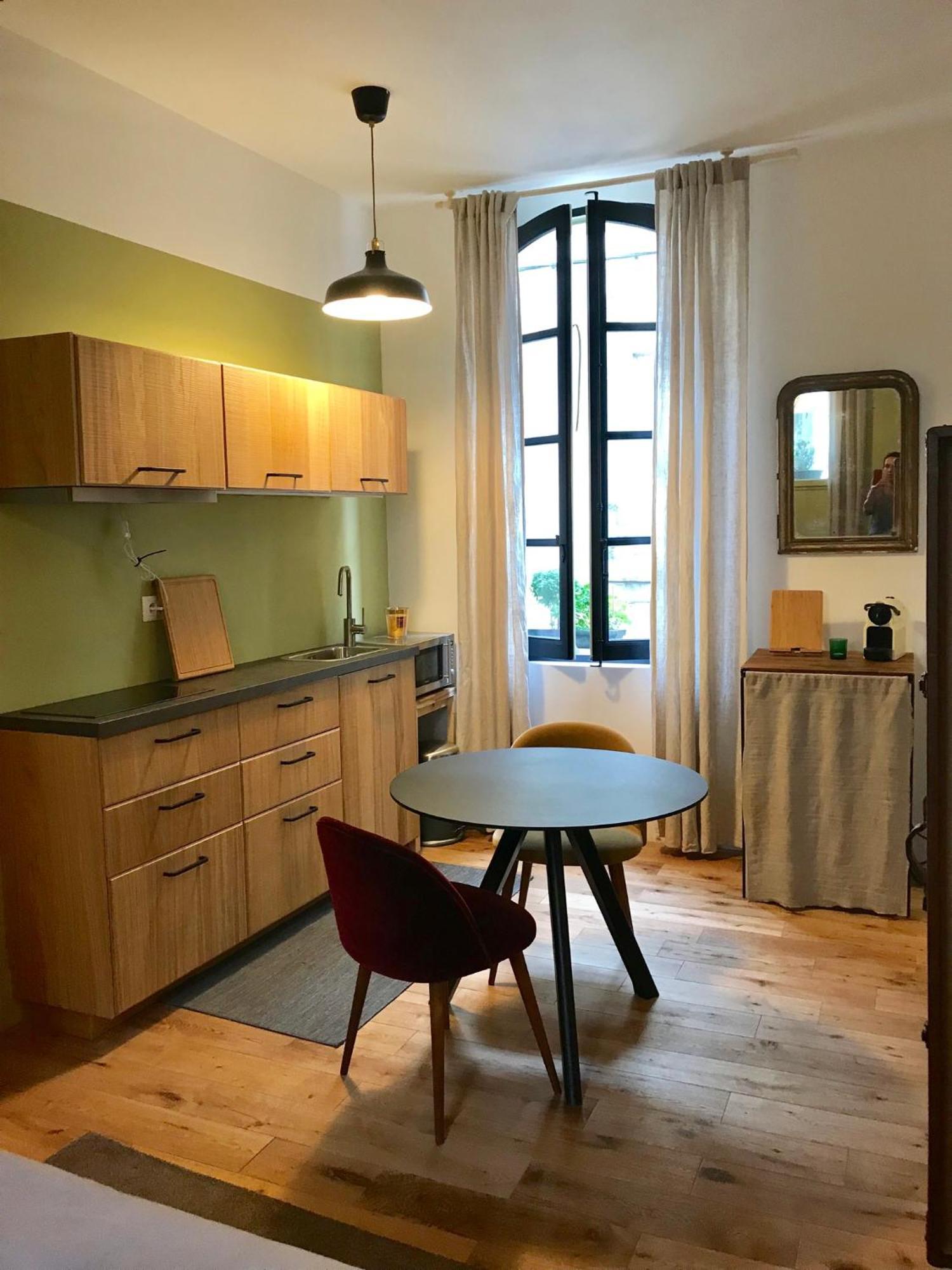 Studio De Charme A La Roquette Arles Buitenkant foto